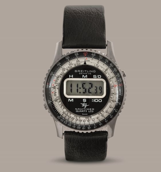 BREITLING - Navitimer Quartz LCD, cronografo digitale al con cassa in acciaio, fondello a scatto e ghiera girevole  - Asta Orologi da Polso e da Tasca - Associazione Nazionale - Case d'Asta italiane