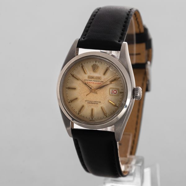 ROLEX - Datejust Scritta Rossa ref 6304 in acciaio, quadrante Argent� fan� con indici a daga, fondello a vite  - Asta Orologi da Polso e da Tasca - Associazione Nazionale - Case d'Asta italiane