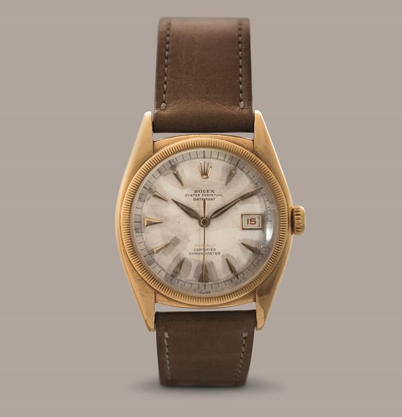 ROLEX - Ovettone Datejust Officially Red in oro 18k, quadrante Argent� fan� con indici applicati e finestrella del datario roulette, movimento automatico  - Asta Orologi da Polso e da Tasca - Associazione Nazionale - Case d'Asta italiane