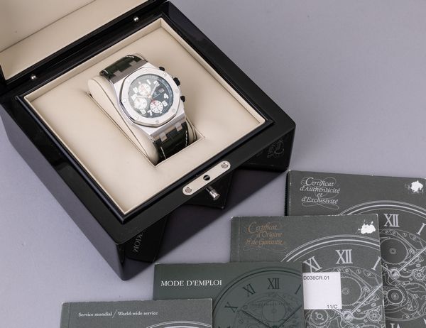 AUDEMARS PIGUET - Offshore Montenapoleone edizione limitata 100 esemplari, ref 26075ST in acciaio, quadrante verde Gran Tapisserie numeri Arabi, tre contatori verticali e datario  - Asta Orologi da Polso e da Tasca - Associazione Nazionale - Case d'Asta italiane