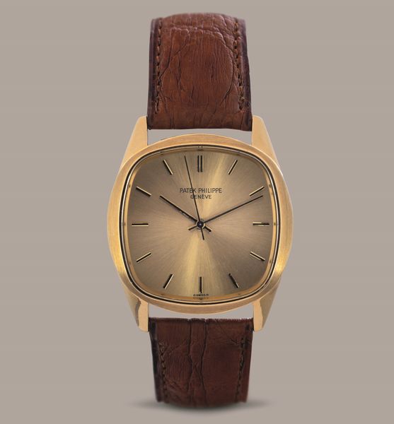 PATEK PHILIPPE - Ellipse ref. 3585, automatico, oro giallo 18k, quadrante champagne con indici applicati, corona di carica nascosta sotto al fondello  - Asta Orologi da Polso e da Tasca - Associazione Nazionale - Case d'Asta italiane