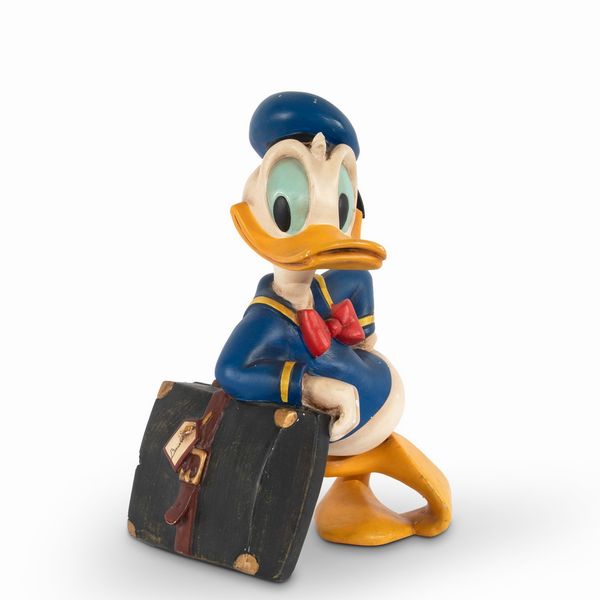 Disney: Statua Paperino viaggiatore  - Asta POP Culture e Manifesti d'Epoca - Associazione Nazionale - Case d'Asta italiane
