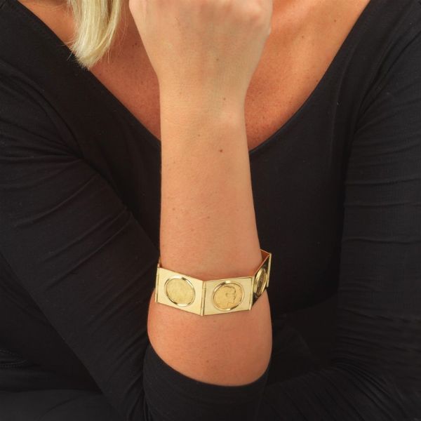 BRACCIALE A FASCIA CON MONETE  - Asta Gioielli - Associazione Nazionale - Case d'Asta italiane