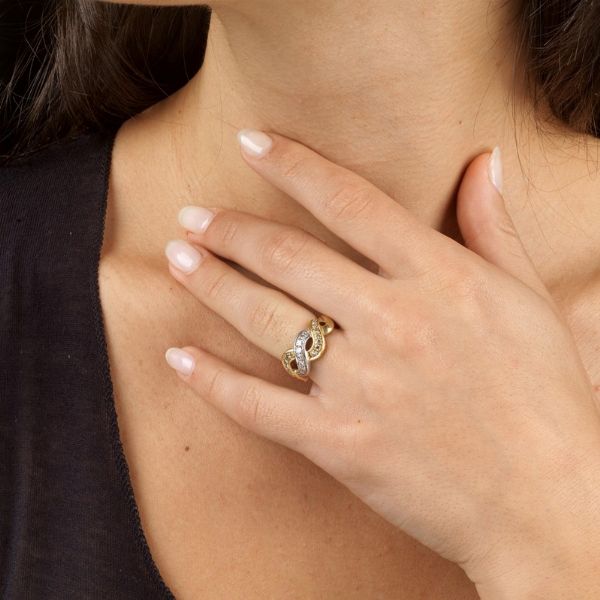 ANELLO A INTRECCIO  - Asta Gioielli - Associazione Nazionale - Case d'Asta italiane