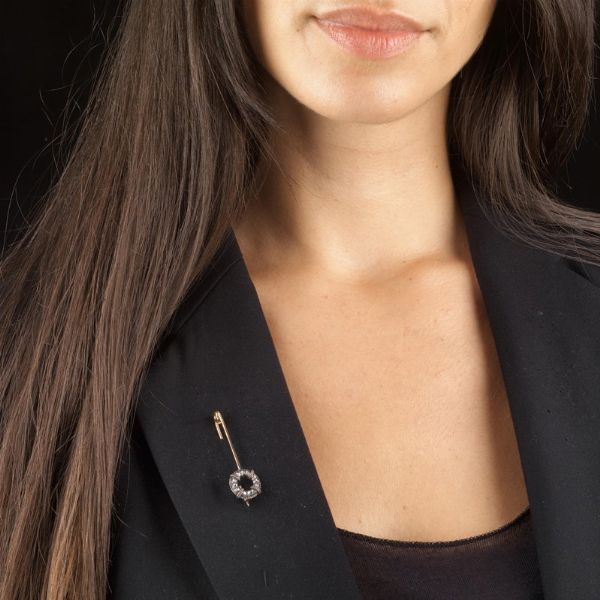 PAIO DI SPILLE A BARRETTA  - Asta Gioielli - Associazione Nazionale - Case d'Asta italiane