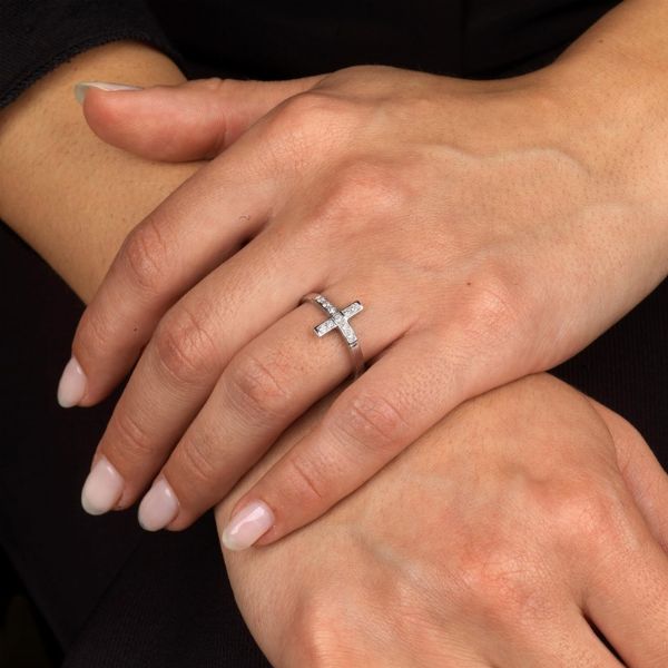 ANELLO CON DIAMANTI  - Asta Gioielli - Associazione Nazionale - Case d'Asta italiane