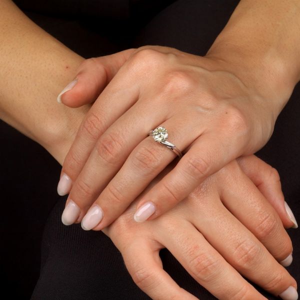 ANELLO SOLITARIO  - Asta Gioielli - Associazione Nazionale - Case d'Asta italiane