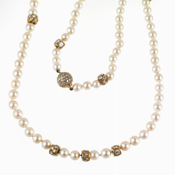 LUNGA COLLANA DI PERLE CON DIAMANTI  - Asta Gioielli - Associazione Nazionale - Case d'Asta italiane