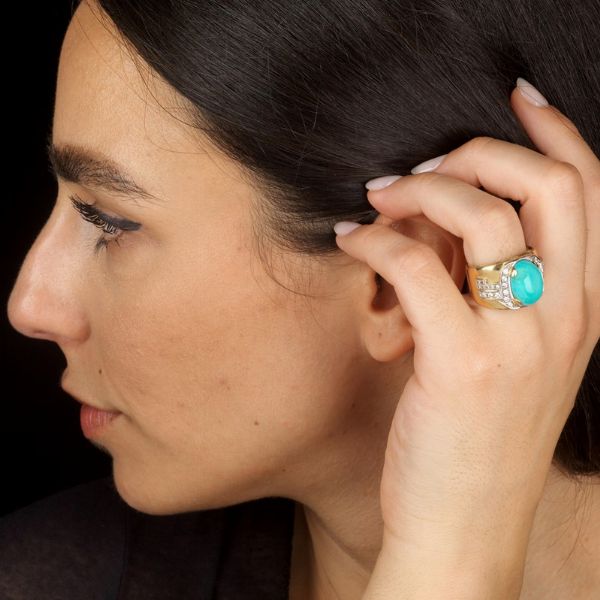 ANELLO A FASCIA CON TURCHESE E DIAMANTI  - Asta Gioielli - Associazione Nazionale - Case d'Asta italiane