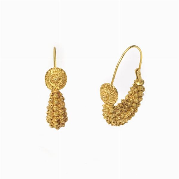 PAIO DI ORECCHINI STILE ARCHEOLOGICO  - Asta Gioielli - Associazione Nazionale - Case d'Asta italiane