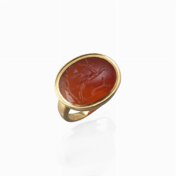 ANELLO CON CORNIOLA  - Asta Gioielli - Associazione Nazionale - Case d'Asta italiane