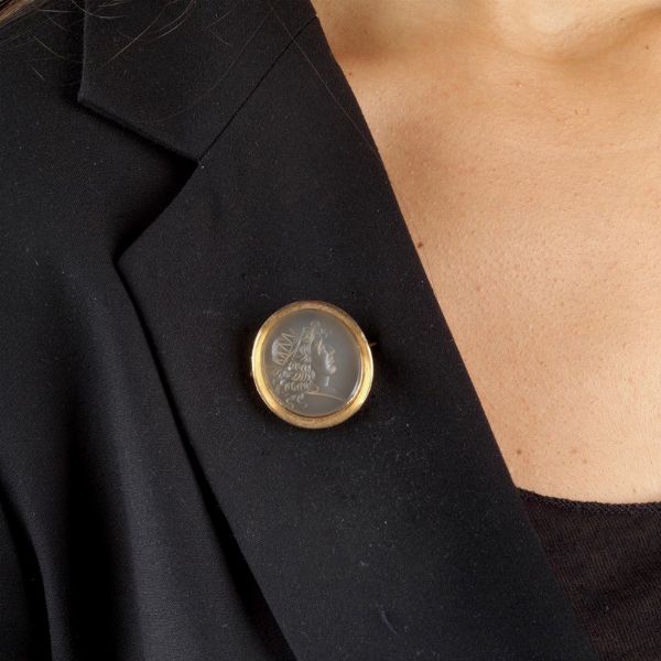 SPILLA CON PASTA VITREA  - Asta Gioielli - Associazione Nazionale - Case d'Asta italiane