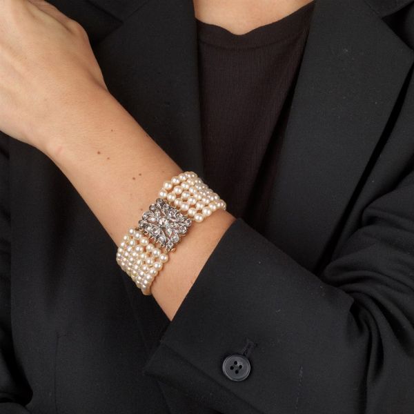 BRACCIALE DI PERLE  - Asta Gioielli - Associazione Nazionale - Case d'Asta italiane