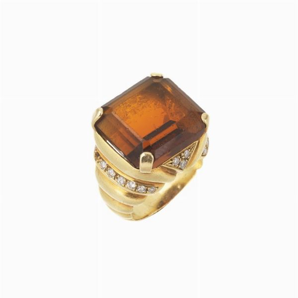 ANELLO CON QUARZO E DIAMANTI  - Asta Gioielli - Associazione Nazionale - Case d'Asta italiane