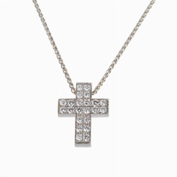 COLLANA CON PENDENTE A FORMA DI CROCE  - Asta Gioielli - Associazione Nazionale - Case d'Asta italiane
