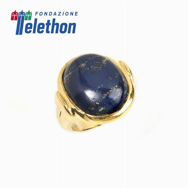 GRANDE ANELLO CON LAPISLAZZULI  - Asta Gioielli - Associazione Nazionale - Case d'Asta italiane
