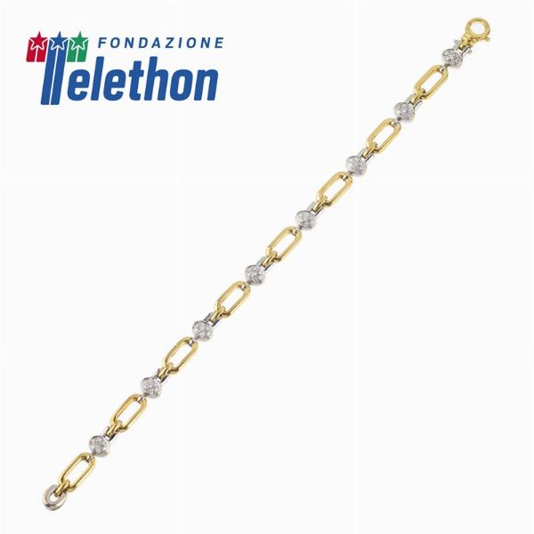 BRACCIALE A CATENA CON DIAMANTI  - Asta Gioielli - Associazione Nazionale - Case d'Asta italiane