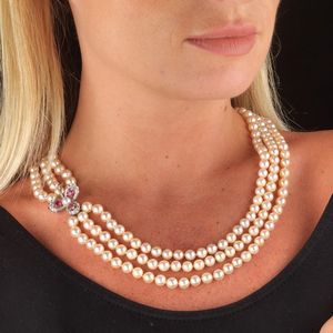 COLLANA DI PERLE CON RUBINI E DIAMANTI  - Asta Gioielli - Associazione Nazionale - Case d'Asta italiane