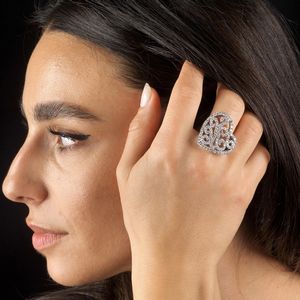 ANELLO A FORMA DI CUORE CON DIAMANTI  - Asta Gioielli - Associazione Nazionale - Case d'Asta italiane