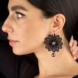 PAIO DI ORECCHINI FLOREALI CON PERLE E DIAMANTI  - Asta Gioielli - Associazione Nazionale - Case d'Asta italiane