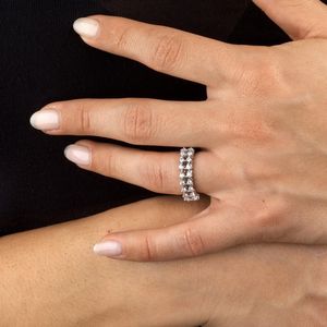 ANELLO A FASCIA CON DIAMANTI  - Asta Gioielli - Associazione Nazionale - Case d'Asta italiane