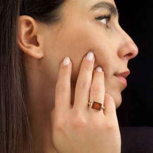 ANELLO CON CORNIOLA  - Asta Gioielli - Associazione Nazionale - Case d'Asta italiane