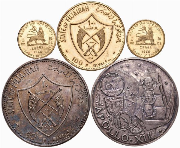 VARI STATI. TRE MONETE IN ORO E DUE IN ARGENTO  - Asta Medaglie napoleoniche, monete toscane di grande modulo. Aurea: monete e medaglie d'oro - Associazione Nazionale - Case d'Asta italiane