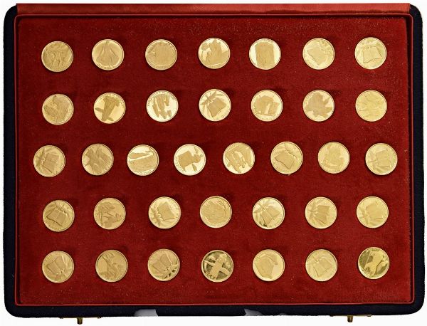 EMISSIONE COMPOSTA DA 36 MEDAGLIE IN ORO DI PERSONAGGI E AVVENIMENTI STORICI IN ASTUCIO E CON CERTIFICATO DI GARANZIA EURONUMMUS  - Asta Medaglie napoleoniche, monete toscane di grande modulo. Aurea: monete e medaglie d'oro - Associazione Nazionale - Case d'Asta italiane