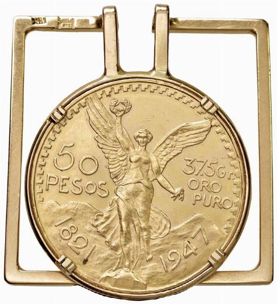 PENDENTE IN ORO GIALLO 18K RECANTE AL CENTRO MONETA DA 50 PESOS  - Asta Medaglie napoleoniche, monete toscane di grande modulo. Aurea: monete e medaglie d'oro - Associazione Nazionale - Case d'Asta italiane