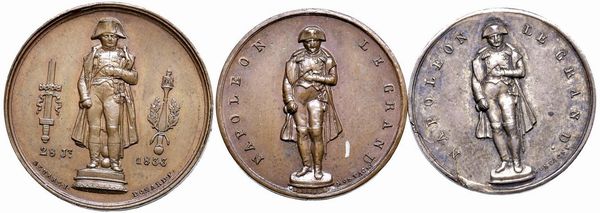 TRE MEDAGLIE NAPOLEONICHE PER LA RICOLLOCAZIONE DELLA STATUA DELL&rsquo;IMPERATORE SULLA COLONNA VERDOME 1833  - Asta Medaglie napoleoniche, monete toscane di grande modulo. Aurea: monete e medaglie d'oro - Associazione Nazionale - Case d'Asta italiane