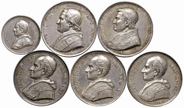 PAPALI. SEI MEDAGLIE IN ARGENTO. PIO IX (2) E LEONE XIII (4)  - Asta Medaglie napoleoniche, monete toscane di grande modulo. Aurea: monete e medaglie d'oro - Associazione Nazionale - Case d'Asta italiane