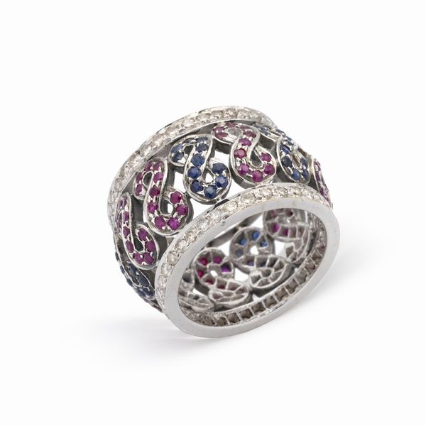 Anello bomb� in oro bianco 18kt diamanti rubini e zaffiri  - Asta Gioielli Orologi e Fashion Vintage - Associazione Nazionale - Case d'Asta italiane