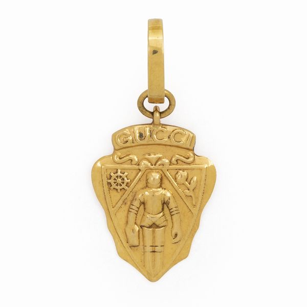 Gucci, pendente collezione Crest  - Asta Gioielli Orologi e Fashion Vintage - Associazione Nazionale - Case d'Asta italiane