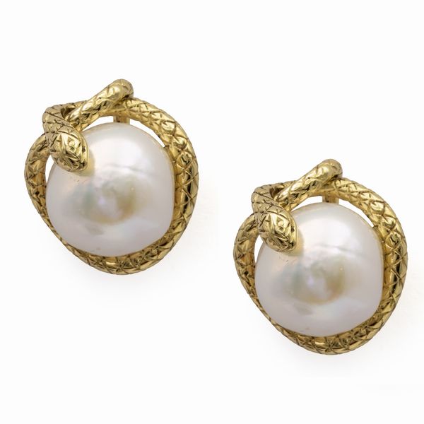 Orecchini a lobo serpenti in oro giallo 18kt  - Asta Gioielli Orologi e Fashion Vintage - Associazione Nazionale - Case d'Asta italiane