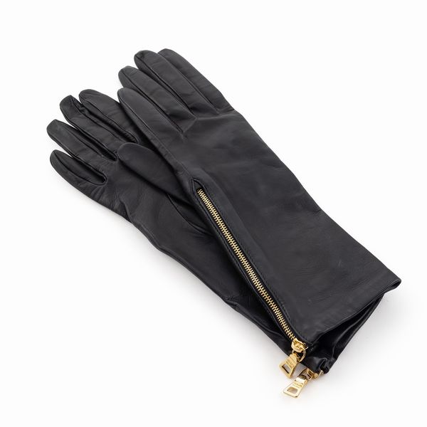 Prada guanti vintage  - Asta Gioielli Orologi e Fashion Vintage - Associazione Nazionale - Case d'Asta italiane