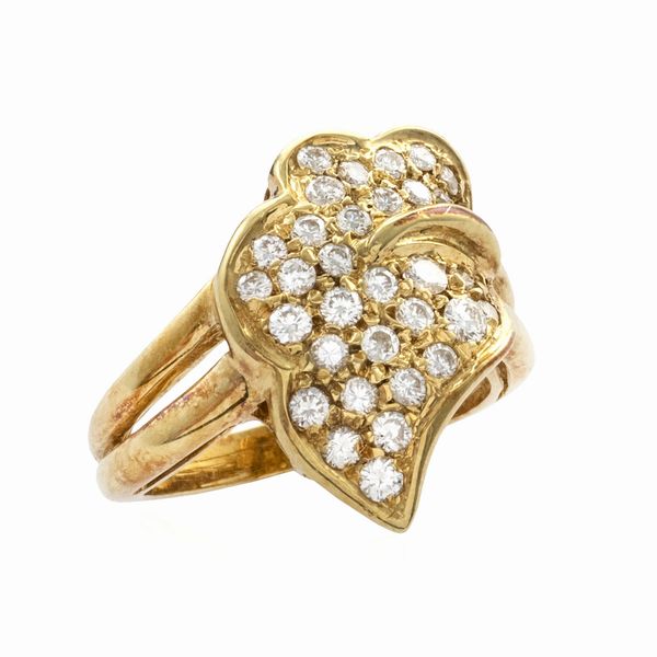 Parure foglie in oro giallo 18kt e diamanti  - Asta Gioielli Orologi e Fashion Vintage - Associazione Nazionale - Case d'Asta italiane
