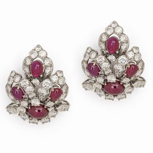 Importante parure in oro bianco 18kt rubini e diamanti  - Asta Gioielli Orologi e Fashion Vintage - Associazione Nazionale - Case d'Asta italiane