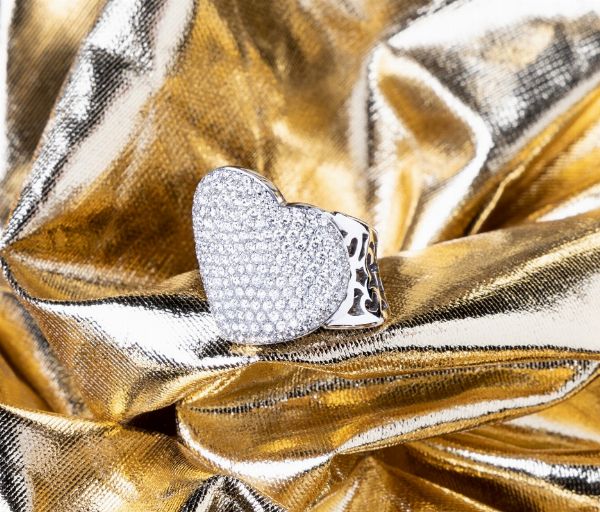 Pasquale Bruni anello a fascia traforata in oro bianco e brillanti  - Asta Gioielli e Orologi - Associazione Nazionale - Case d'Asta italiane