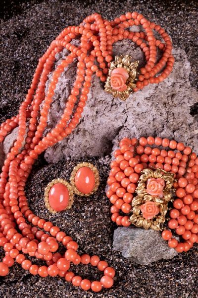 Parure in corallo e oro giallo  - Asta Gioielli e Orologi - Associazione Nazionale - Case d'Asta italiane