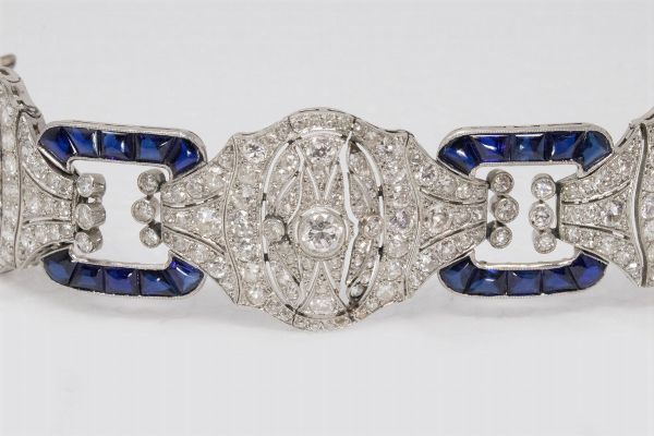Importante bracciale in platino, diamanti e zaffiri  - Asta Gioielli e Orologi - Associazione Nazionale - Case d'Asta italiane