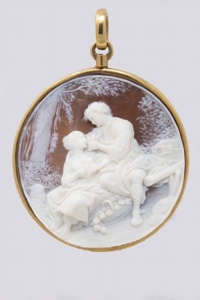 Pendente in oro giallo con cammeo  - Asta Gioielli e Orologi - Associazione Nazionale - Case d'Asta italiane