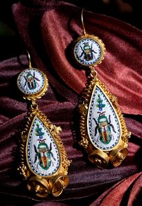 Antica demiparure in oro giallo e micromosaico  - Asta Gioielli e Orologi - Associazione Nazionale - Case d'Asta italiane