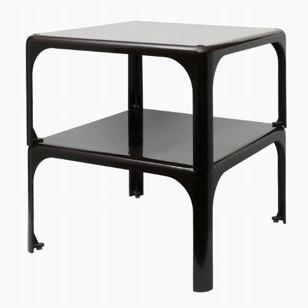 VICO MAGISTRETTI : Lotto composto di 2 tavolini impilabili Demetrio.  - Asta Arte antica, moderna e contemporanea - Associazione Nazionale - Case d'Asta italiane