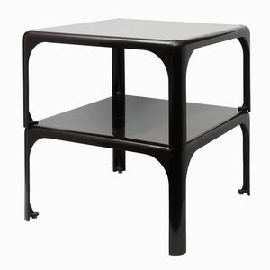 VICO MAGISTRETTI - Lotto composto di 2 tavolini impilabili Demetrio.