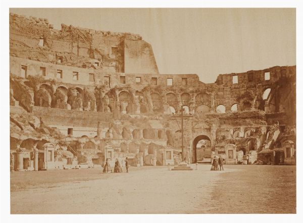 ALTOBELLI & MOLINS : Roma. Veduta dell'interno del Colosseo.  - Asta Fotografie storiche - Associazione Nazionale - Case d'Asta italiane