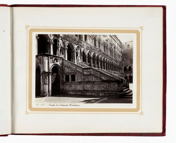 GIORGIO SOMMER : Album 'Venezia', con 26 albumine.  - Asta Fotografie storiche - Associazione Nazionale - Case d'Asta italiane