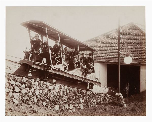 GIORGIO SOMMER : Napoli. Funicolare. Stazione Inferiore.  - Asta Fotografie storiche - Associazione Nazionale - Case d'Asta italiane