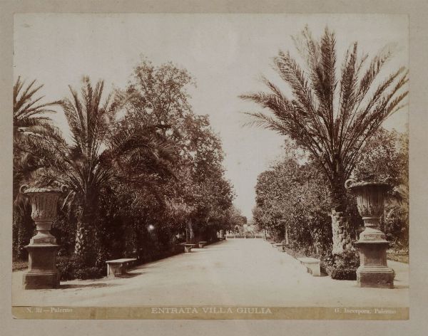 Giuseppe Incorpora : Palermo. Ingresso al Giardino di  Villa Giulia.  - Asta Fotografie storiche - Associazione Nazionale - Case d'Asta italiane