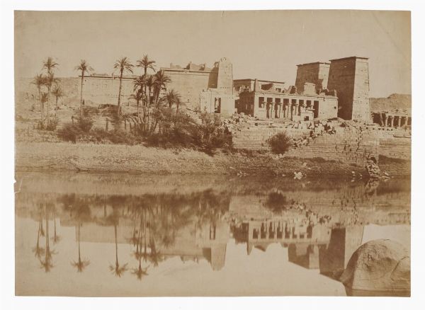 ANTONIO BEATO : Lotto di due fotografie: vedute di Philae (Egitto).  - Asta Fotografie storiche - Associazione Nazionale - Case d'Asta italiane