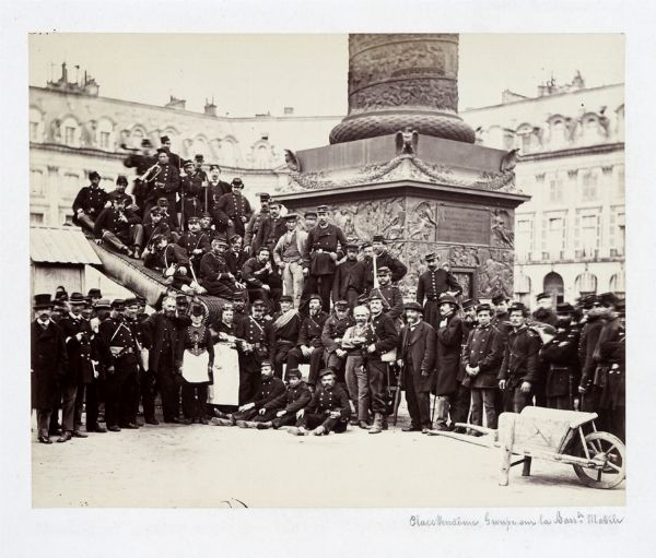Album '1870-1871', con 89 fotografie relative alle rovine causate dall'insurrezione della Comune (Parigi 1871).  - Asta Fotografie storiche - Associazione Nazionale - Case d'Asta italiane